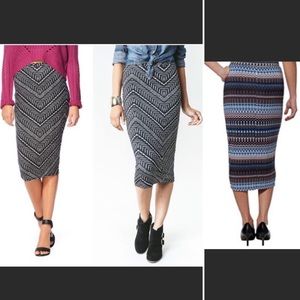 2 Matty M Bodycon Pattern Midi Skirts XS